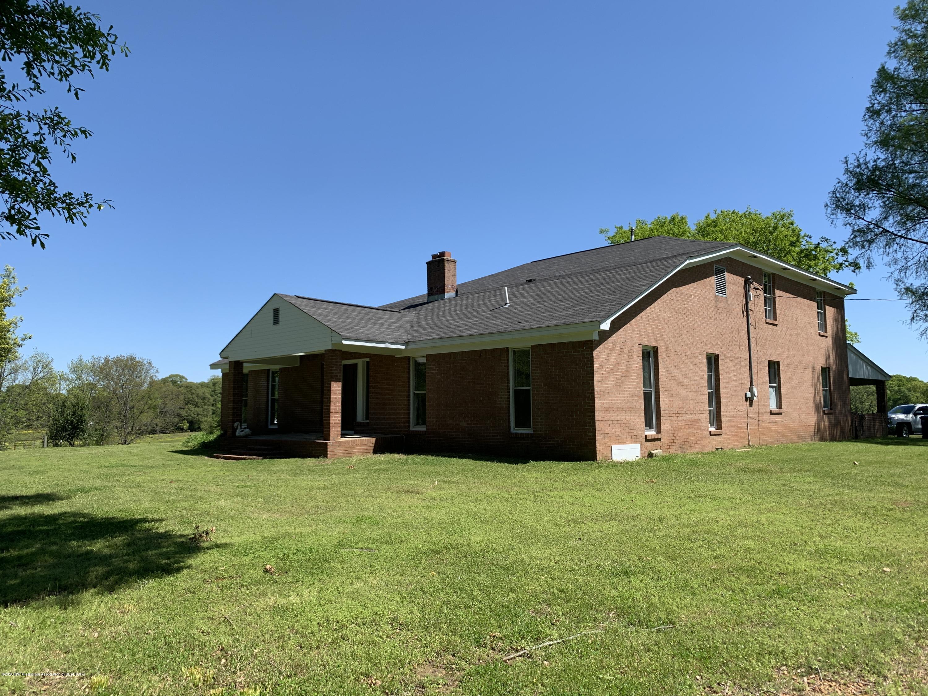 1016 Parks Place Road Batesville, MS 38606 - Photo 2 of 16 20200421_162126623_iOS