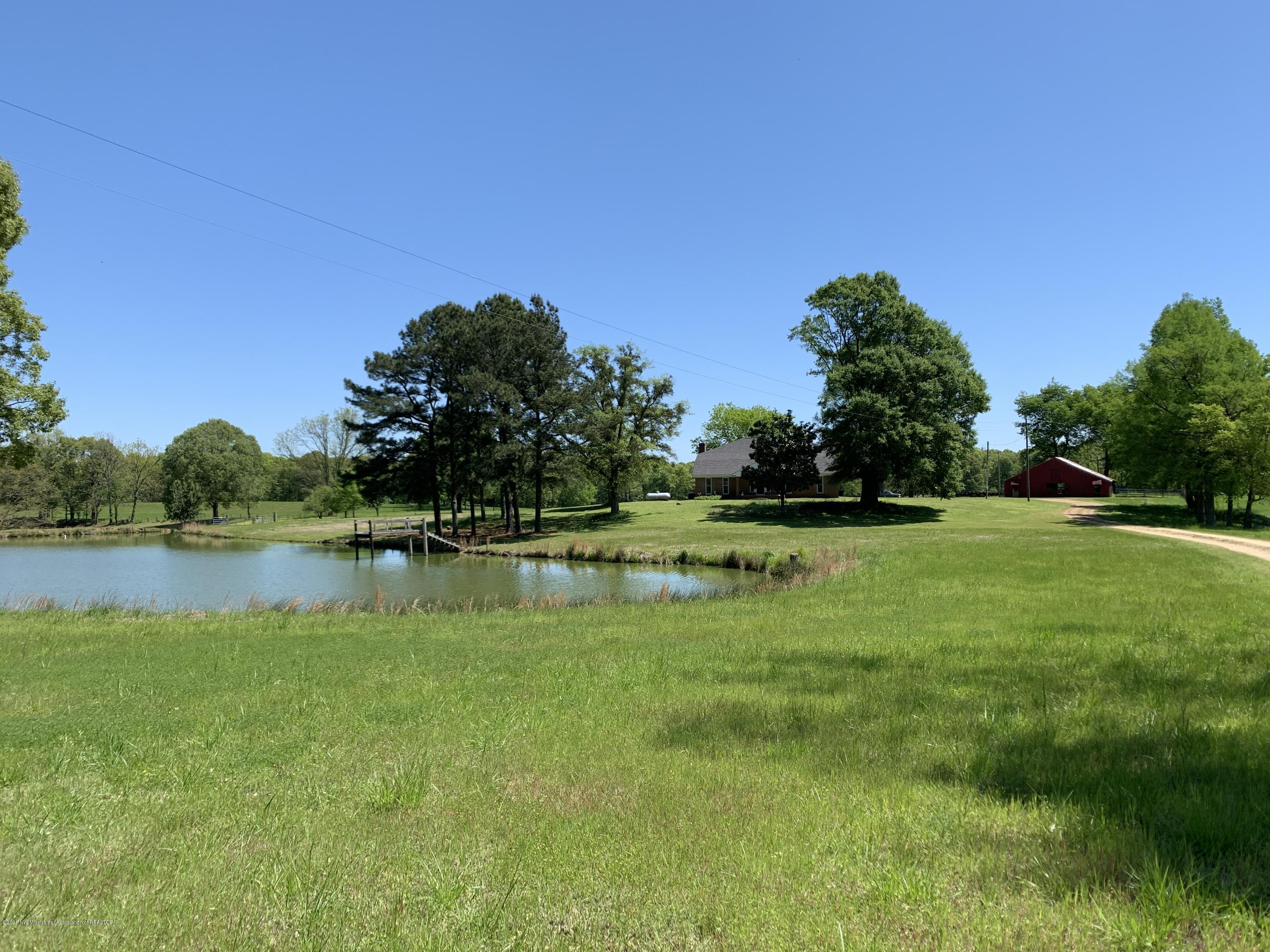 1016 Parks Place Road Batesville, MS 38606 - Photo 6 of 16 20200421_164729448_iOS