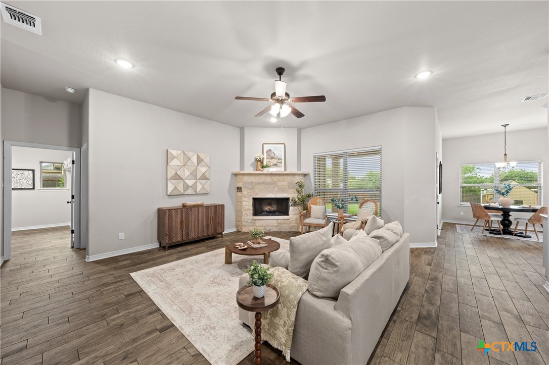 1819 Rustic Manor Drive Temple, TX 76502 - Photo 7 of 37