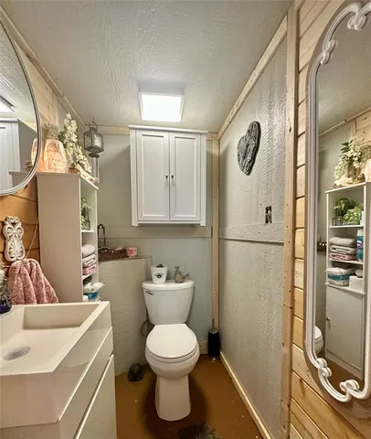 $444,595 | 6382 Farm To Market 2653, Cumby, TX 75433