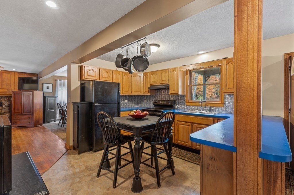 210 Worthington Road Huntington, MA 01050 - Photo 8 of 32 Gallery Image 8