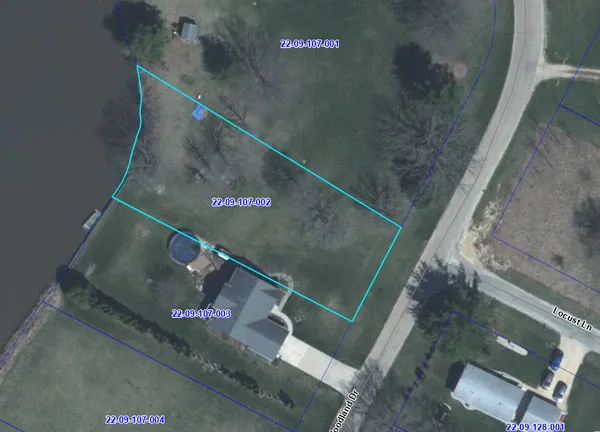 $26,000 | 701 Woodland Drive, Dixon, IL 61021