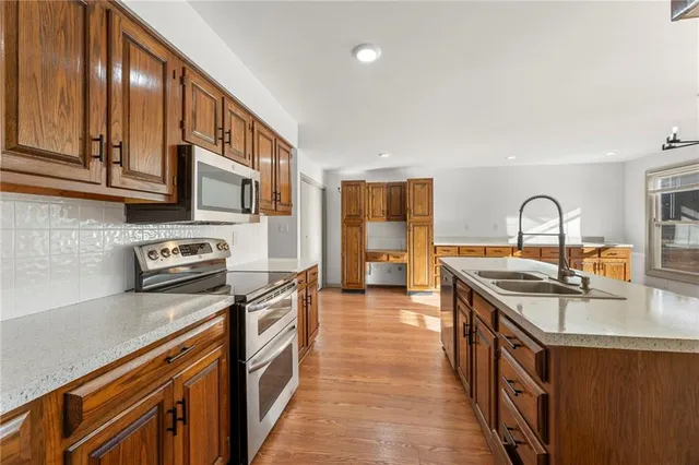 $299,000 | 8515 Harvard Terrace, Raytown, MO 64138