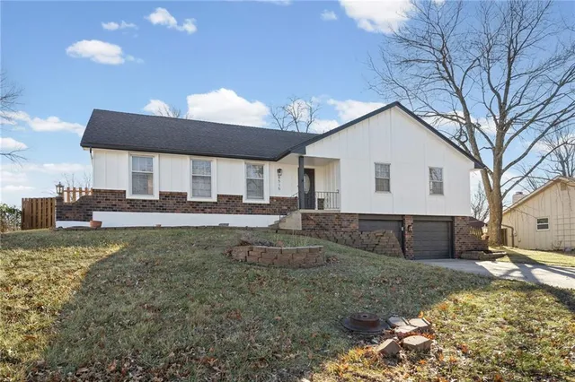 $299,000 | 8515 Harvard Terrace, Raytown, MO 64138