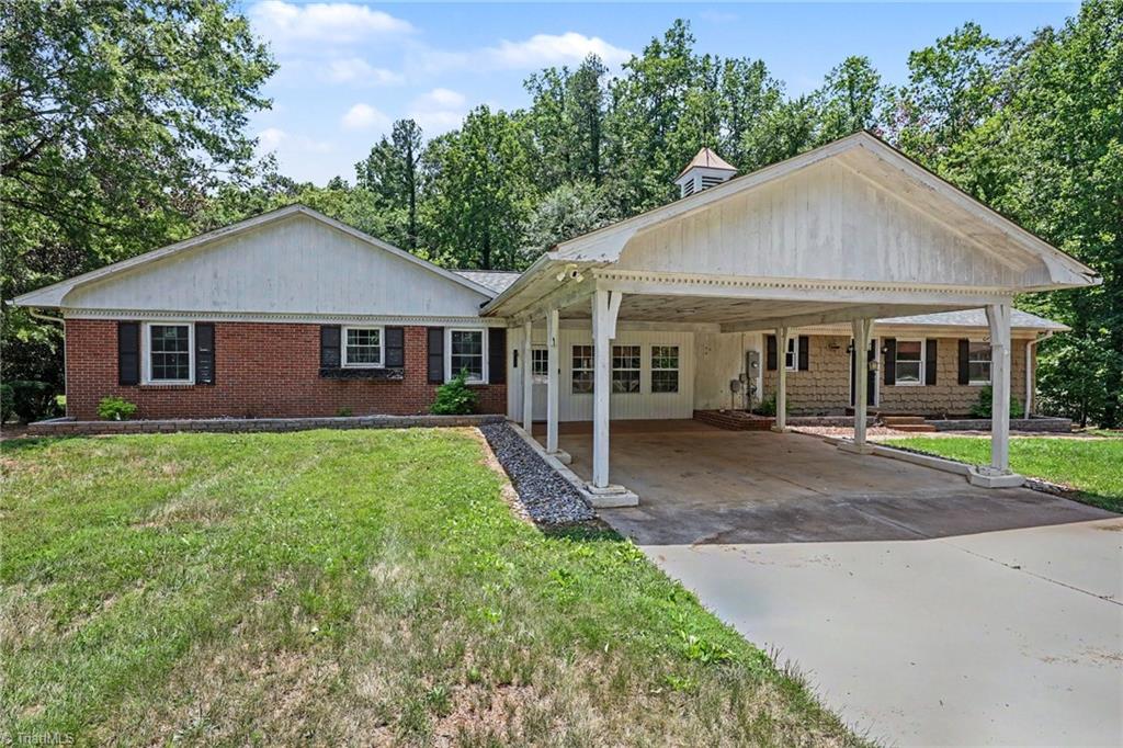 3063 Georgia Road Yadkinville, NC 27055 - Photo 2 of 38