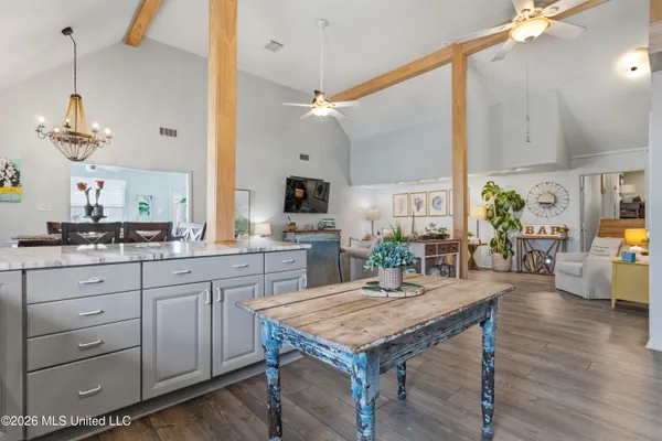 $895,000 | 842 Deer Drive, Bay St. Louis, MS 39520