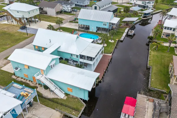 $895,000 | 842 Deer Drive, Bay St. Louis, MS 39520