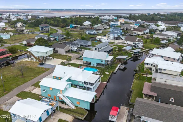 $895,000 | 842 Deer Drive, Bay St. Louis, MS 39520
