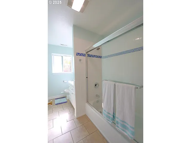 $550,000 | 1915 Arthur Street, North Bend, OR 97459