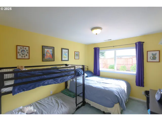 $550,000 | 1915 Arthur Street, North Bend, OR 97459