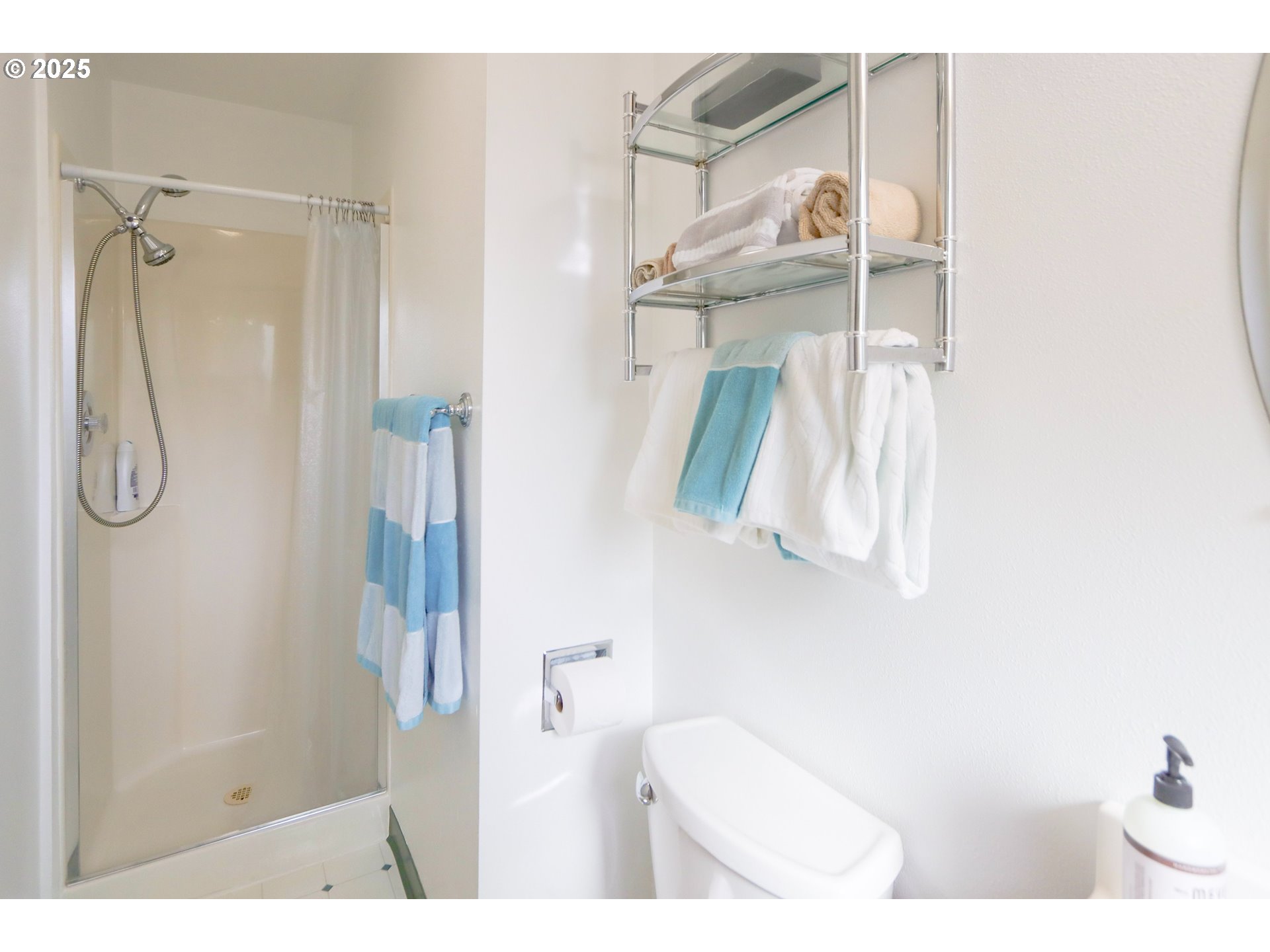 1915 Arthur Street North Bend, OR 97459 - Photo 24 of 48