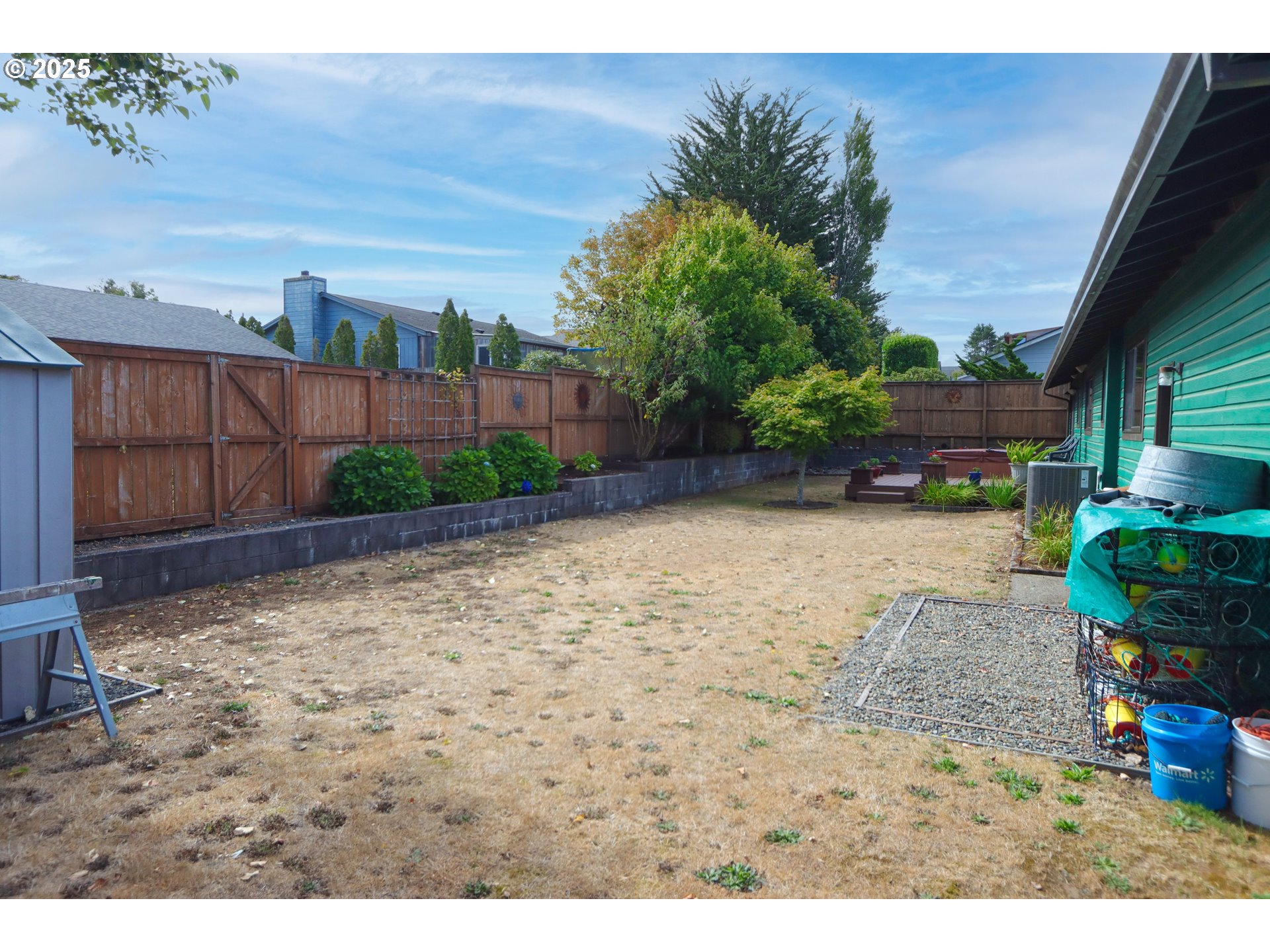 1915 Arthur Street North Bend, OR 97459 - Photo 33 of 48