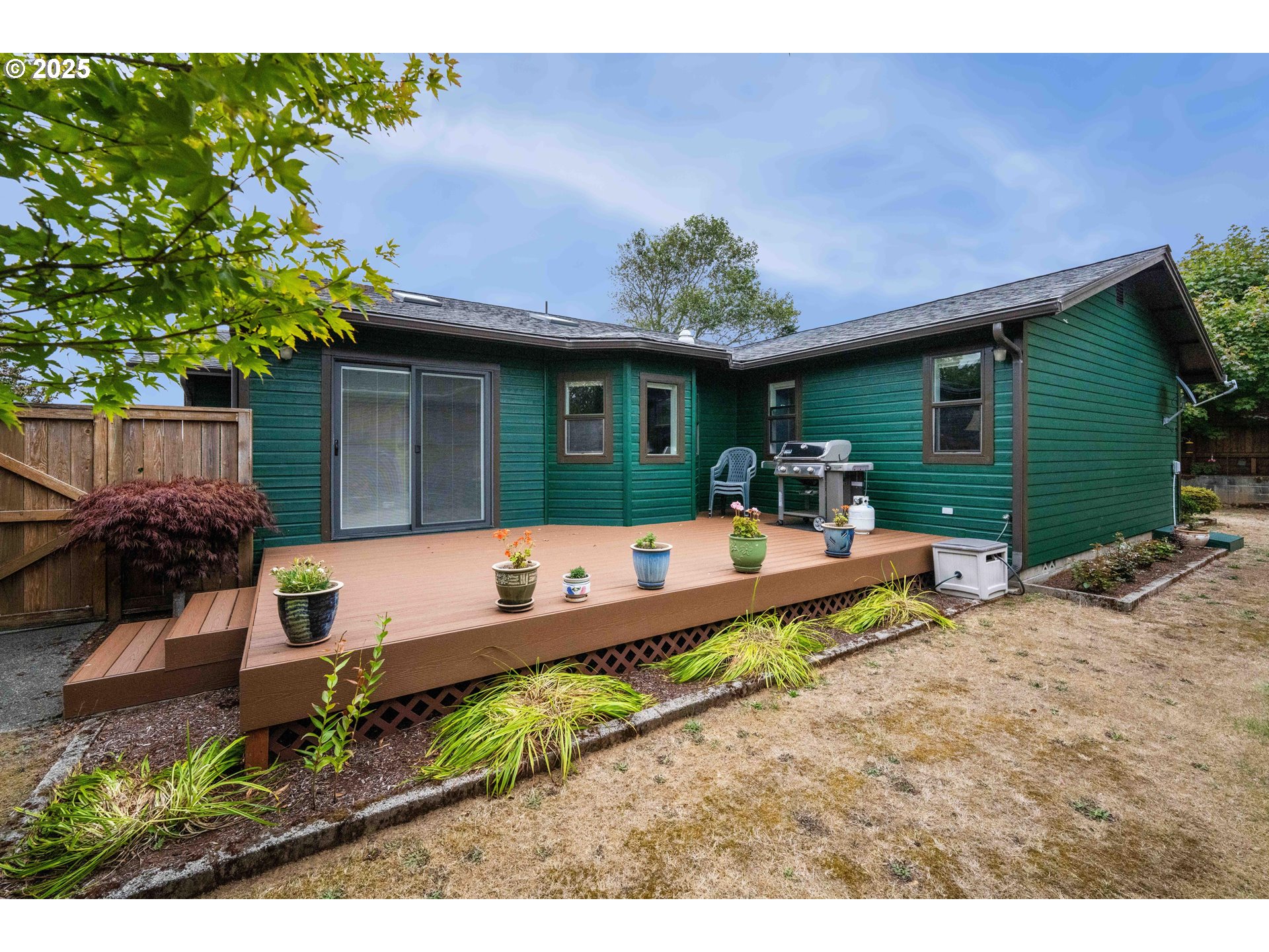 1915 Arthur Street North Bend, OR 97459 - Photo 48 of 48