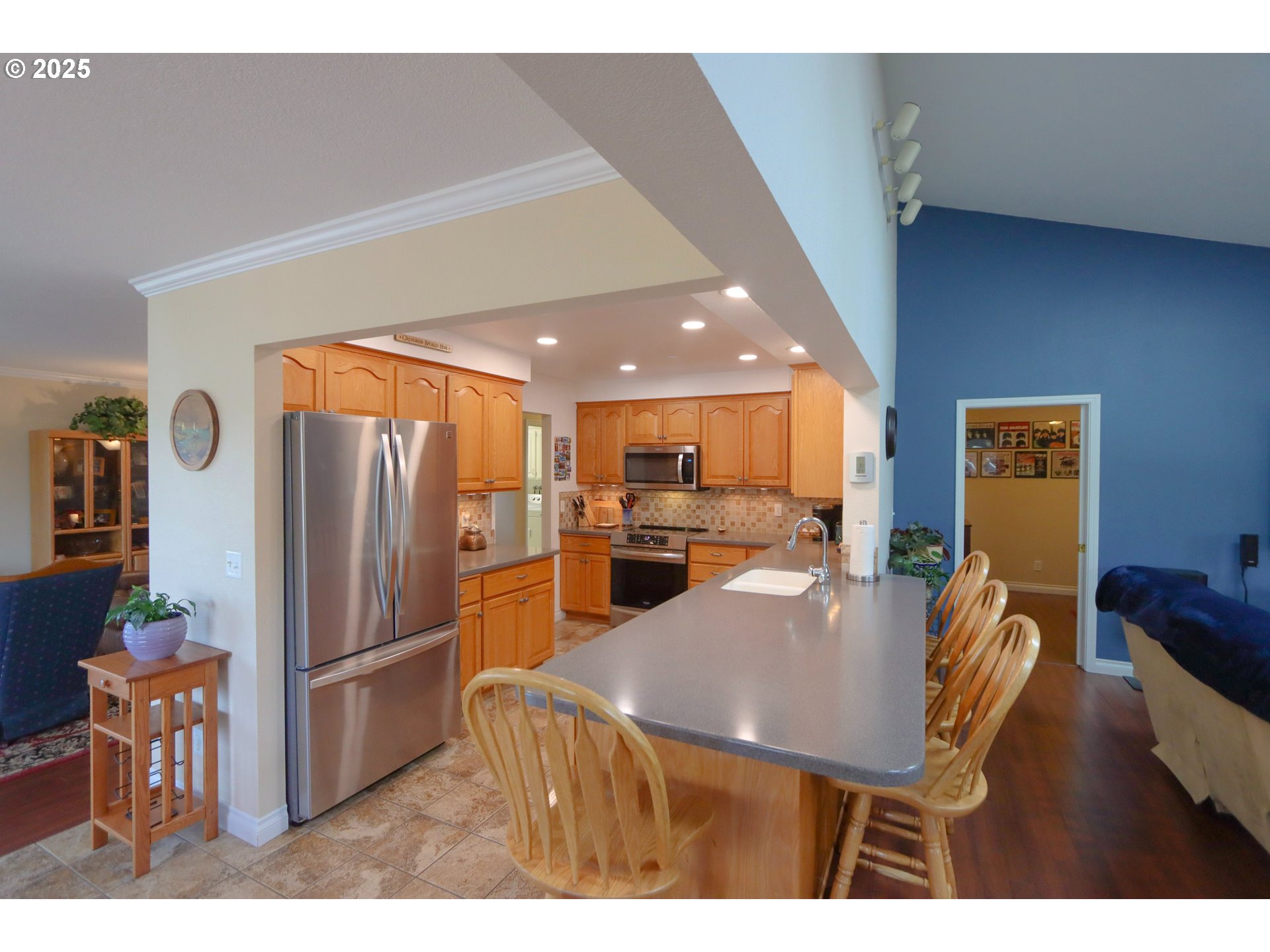 1915 Arthur Street North Bend, OR 97459 - Photo 6 of 48