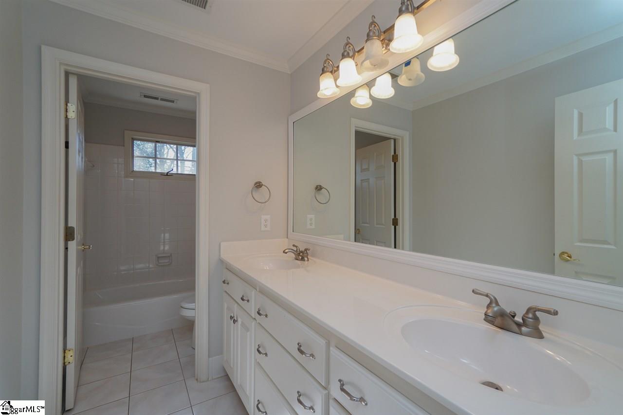 726 Carriage Hill Road Simpsonville, SC 29681 - Photo 34 of 36 Gallery Image 34