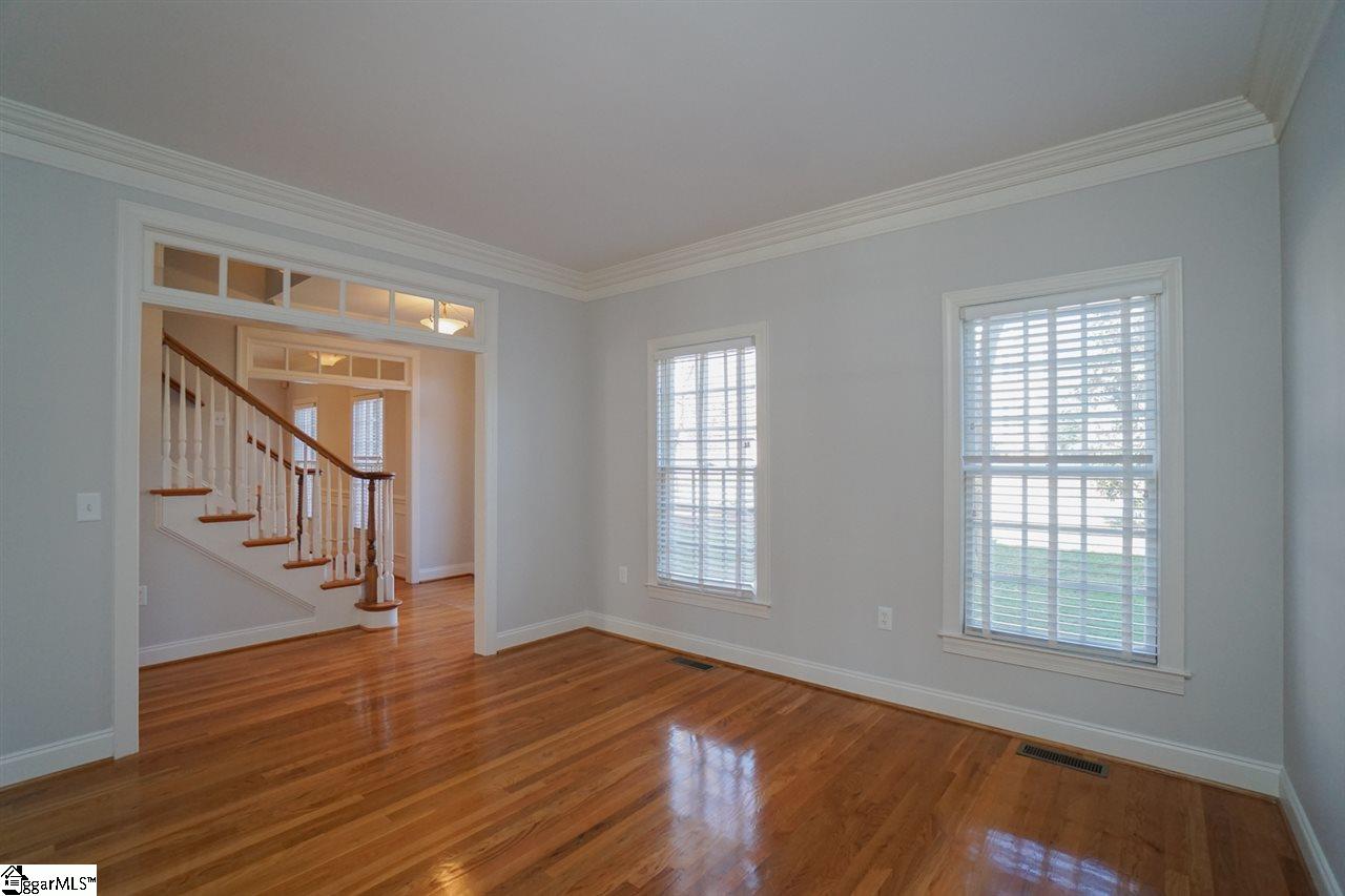 726 Carriage Hill Road Simpsonville, SC 29681 - Photo 6 of 36 Gallery Image 6