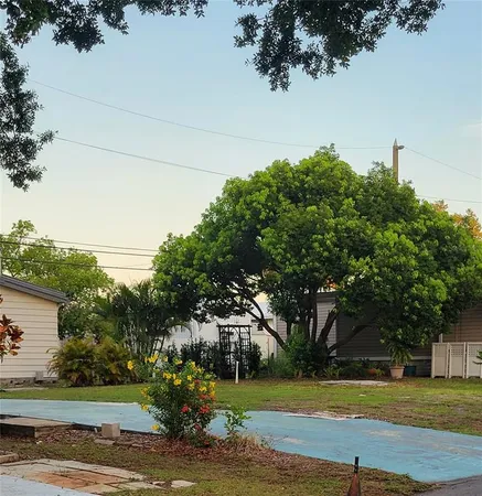 $93,500 | 585 Sky Harbor Drive, Unit 126, Clearwater, FL 33759