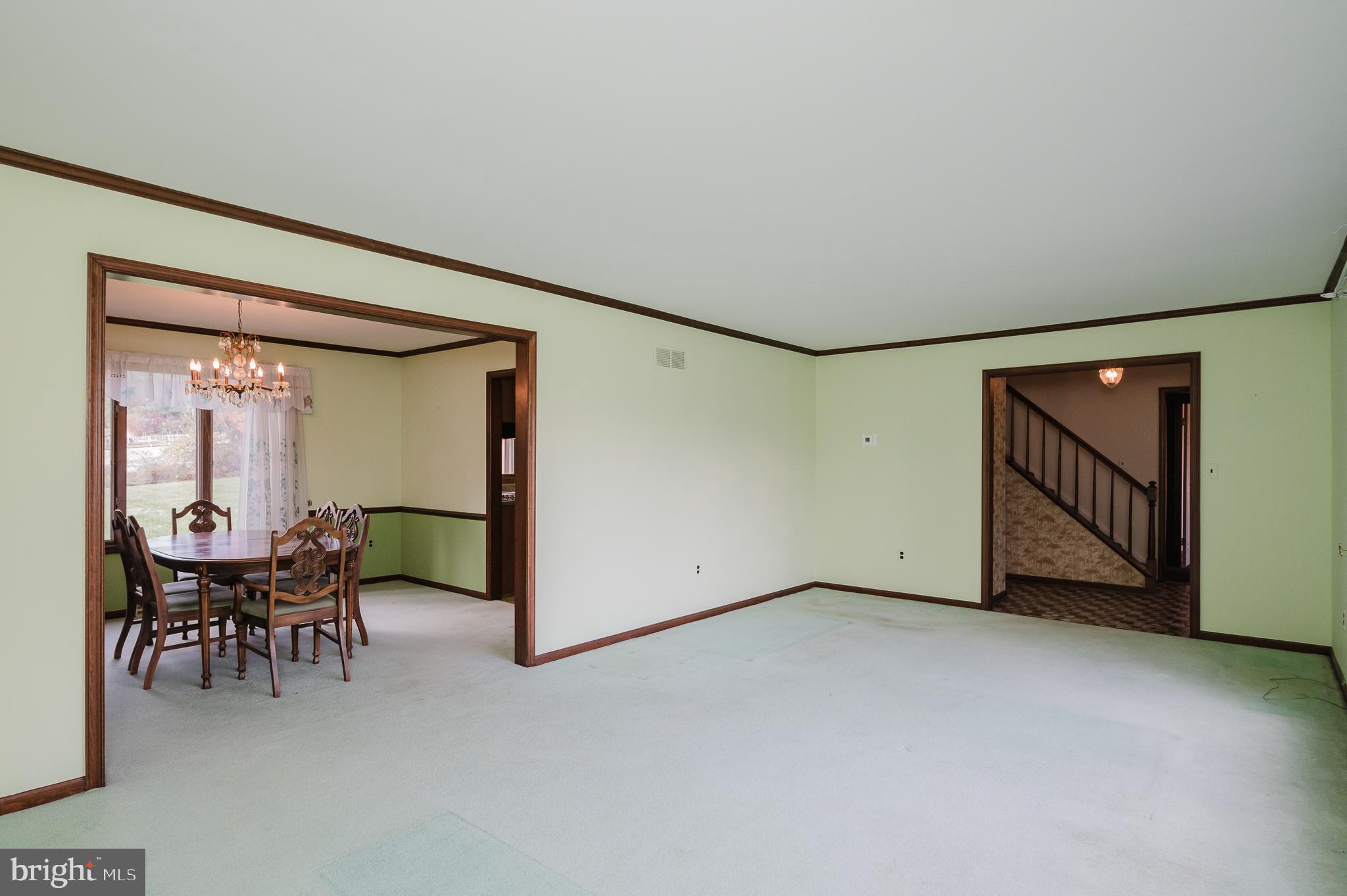 2602 Greene Lane Fallston, MD 21047 - Photo 17 of 42 Living Room