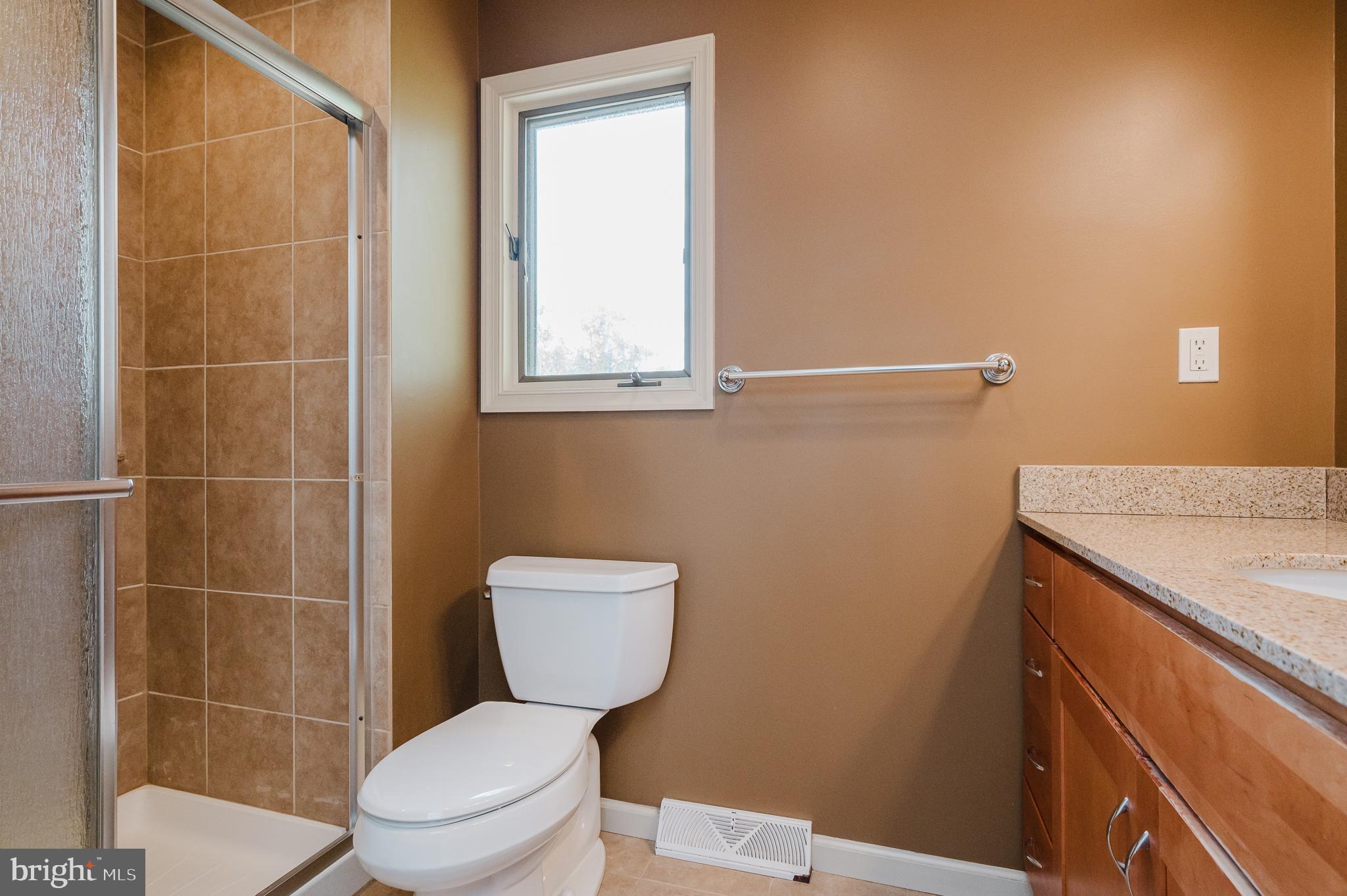 2602 Greene Lane Fallston, MD 21047 - Photo 26 of 42 Primary Bathroom