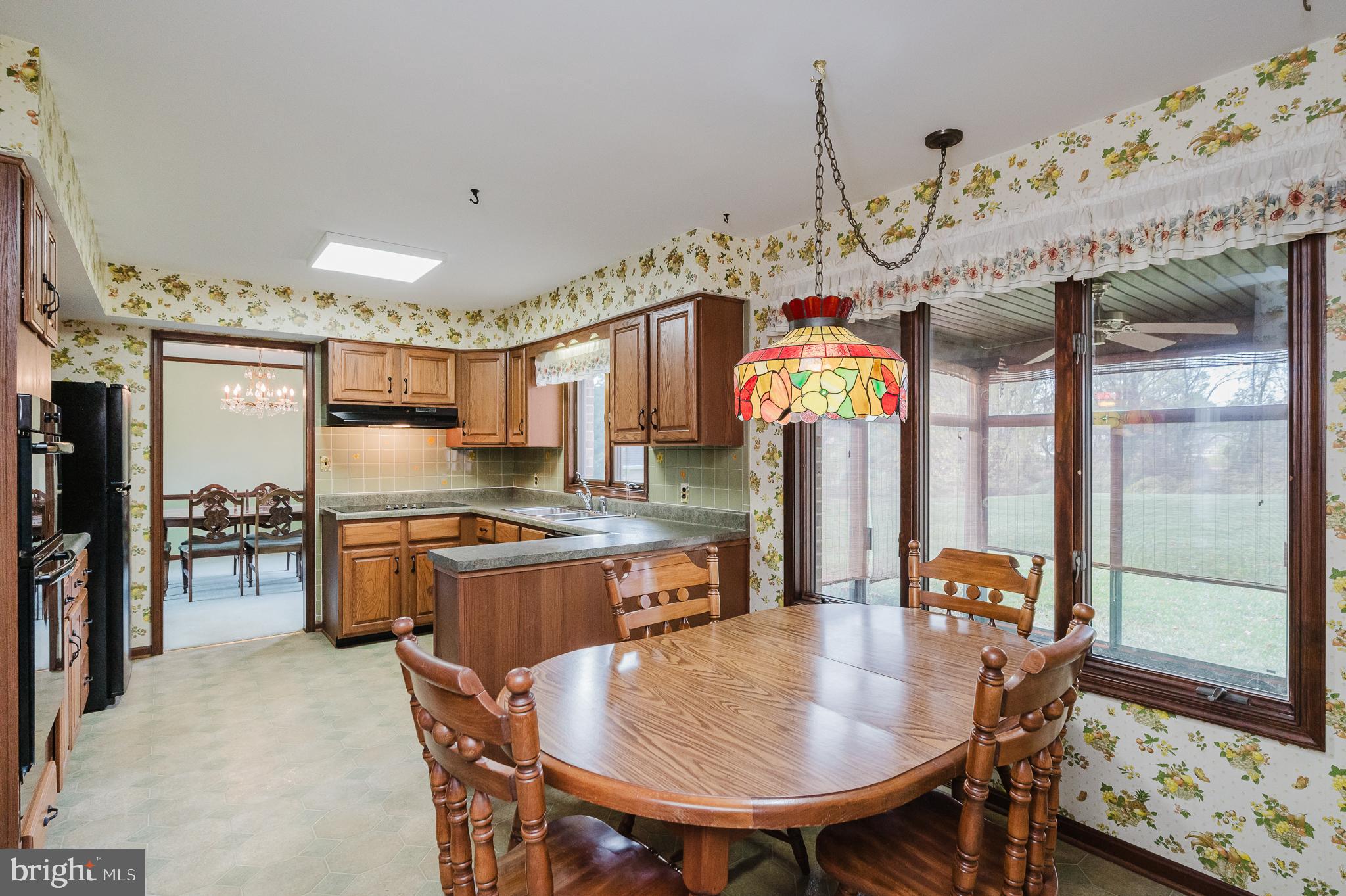 2602 Greene Lane Fallston, MD 21047 - Photo 5 of 42 Kitchen table space