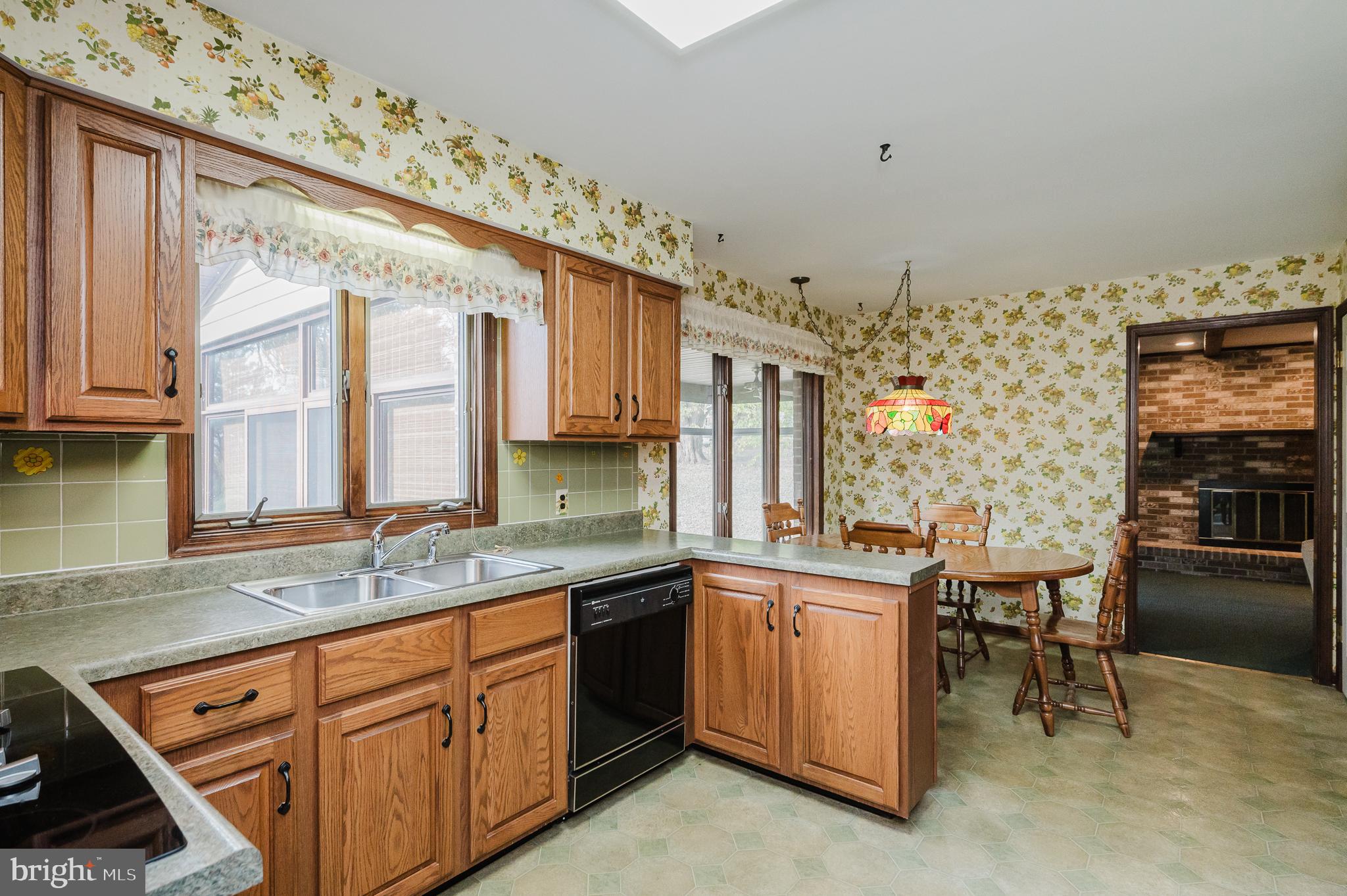 2602 Greene Lane Fallston, MD 21047 - Photo 7 of 42 Kitchen