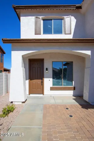 a view of entrance front of the house