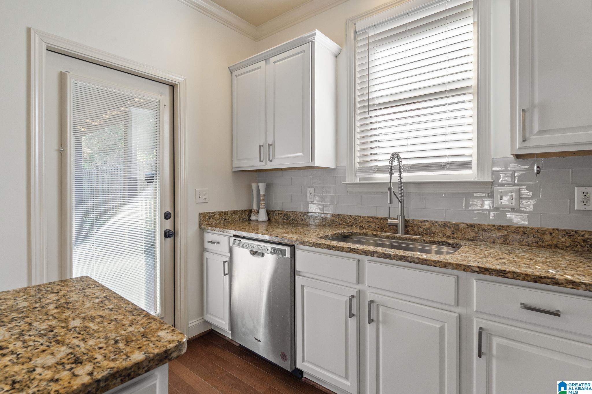 5712 Park Side Road Birmingham, AL 35244 - Photo 13 of 42