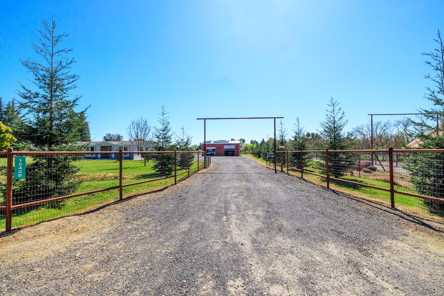 12420 Lancaster Road Oakdale, CA 95361 - Photo 12 of 70