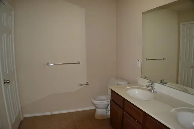 $2,495 | 12970 Ambrose Drive, Frisco, TX 75035