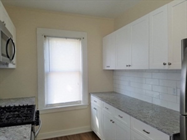 126 Main Street, Unit 2 Quincy, MA 02169 - Photo 3 of 7