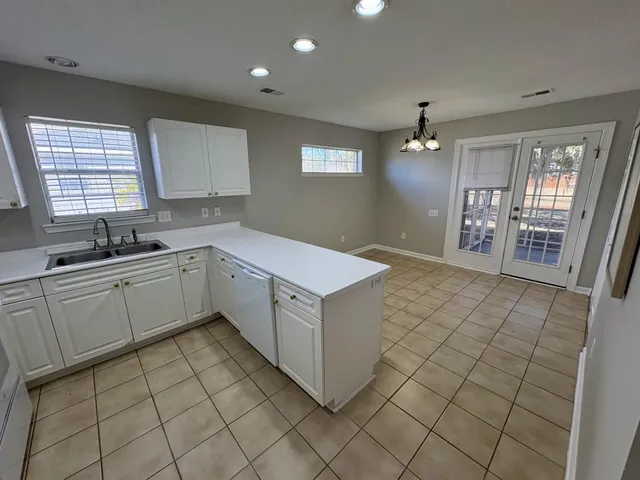 $2,200 | 1681 Baltusrol Lane, Mount Pleasant, SC 29466