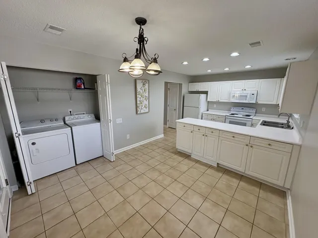 $2,200 | 1681 Baltusrol Lane, Mount Pleasant, SC 29466