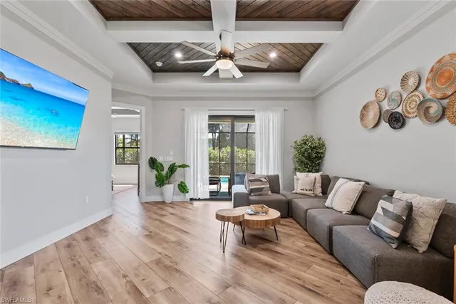 $899,000 | 3530 Hibiscus Avenue, Naples, FL 34104