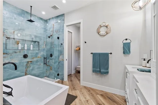 $899,000 | 3530 Hibiscus Avenue, Naples, FL 34104