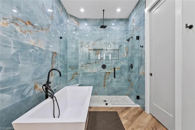 $899,000 | 3530 Hibiscus Avenue, Naples, FL 34104