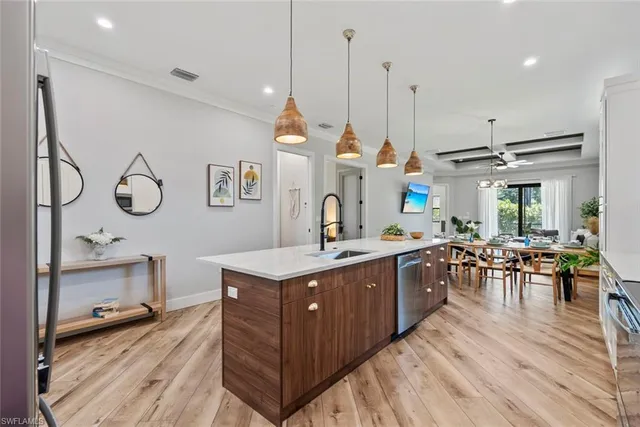 $899,000 | 3530 Hibiscus Avenue, Naples, FL 34104