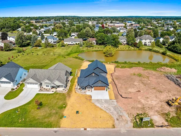 $819,000 | 1871 Ledgeview Road, De Pere, WI 54115