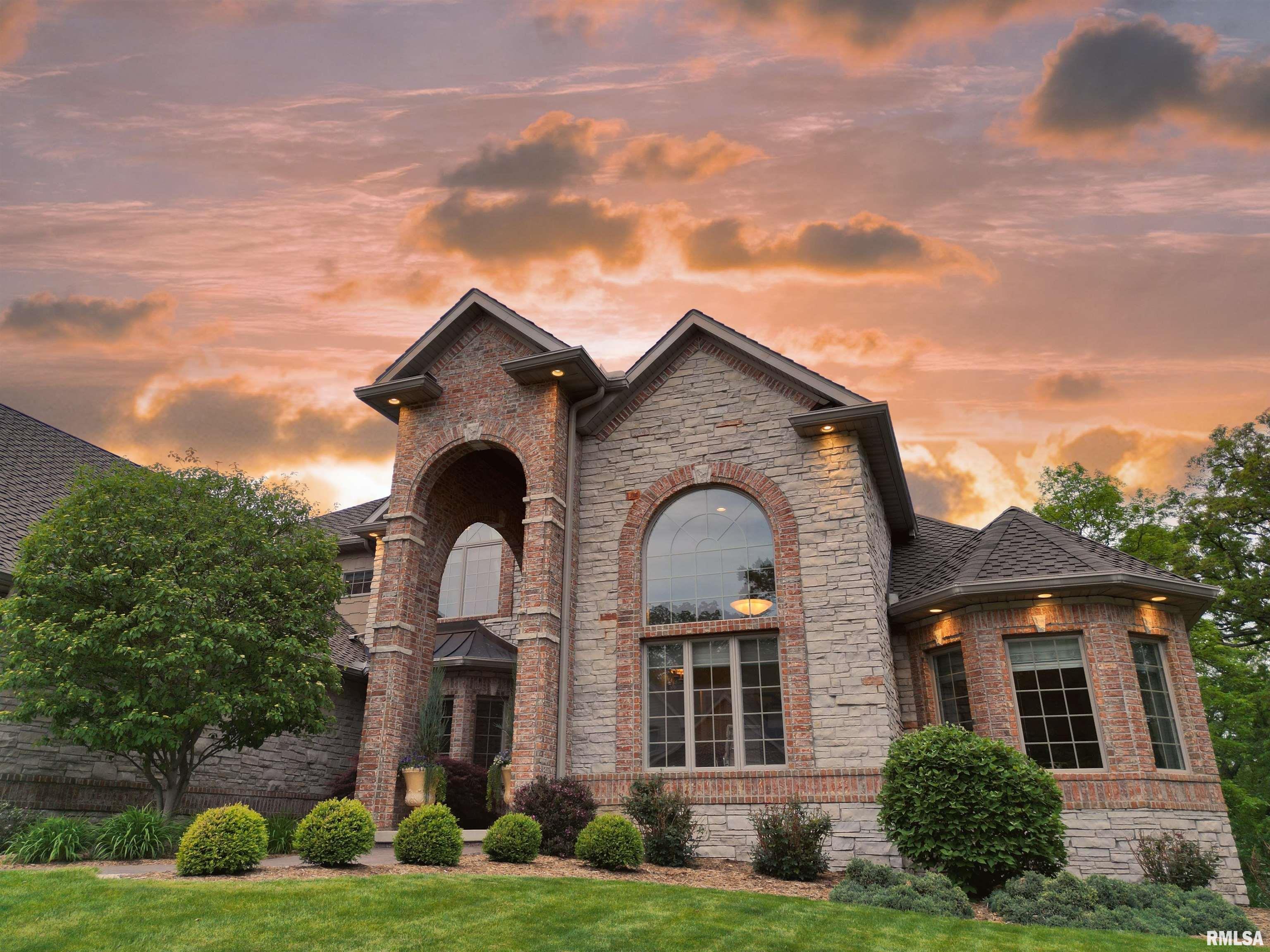 5707 West Forestwood Dr  