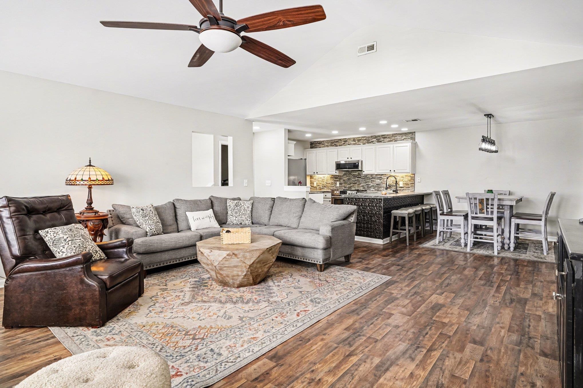 19 Pistachio Loop, Unit F Murrells Inlet, SC 29576 - Photo 3 of 28