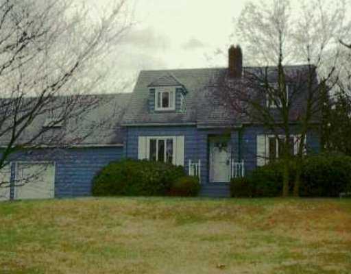 1430 Ridge Road Jeannette, PA 15644 - Photo 1 of 8 Exterior Front.