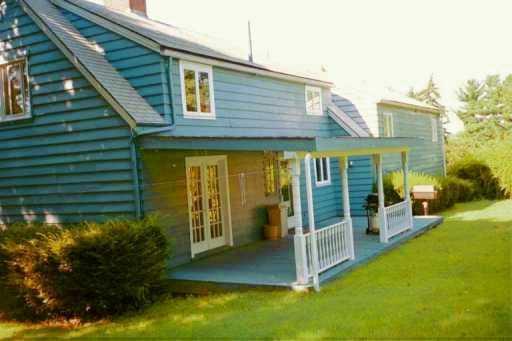 1430 Ridge Road Jeannette, PA 15644 - Photo 7 of 8 Yard/Garden.