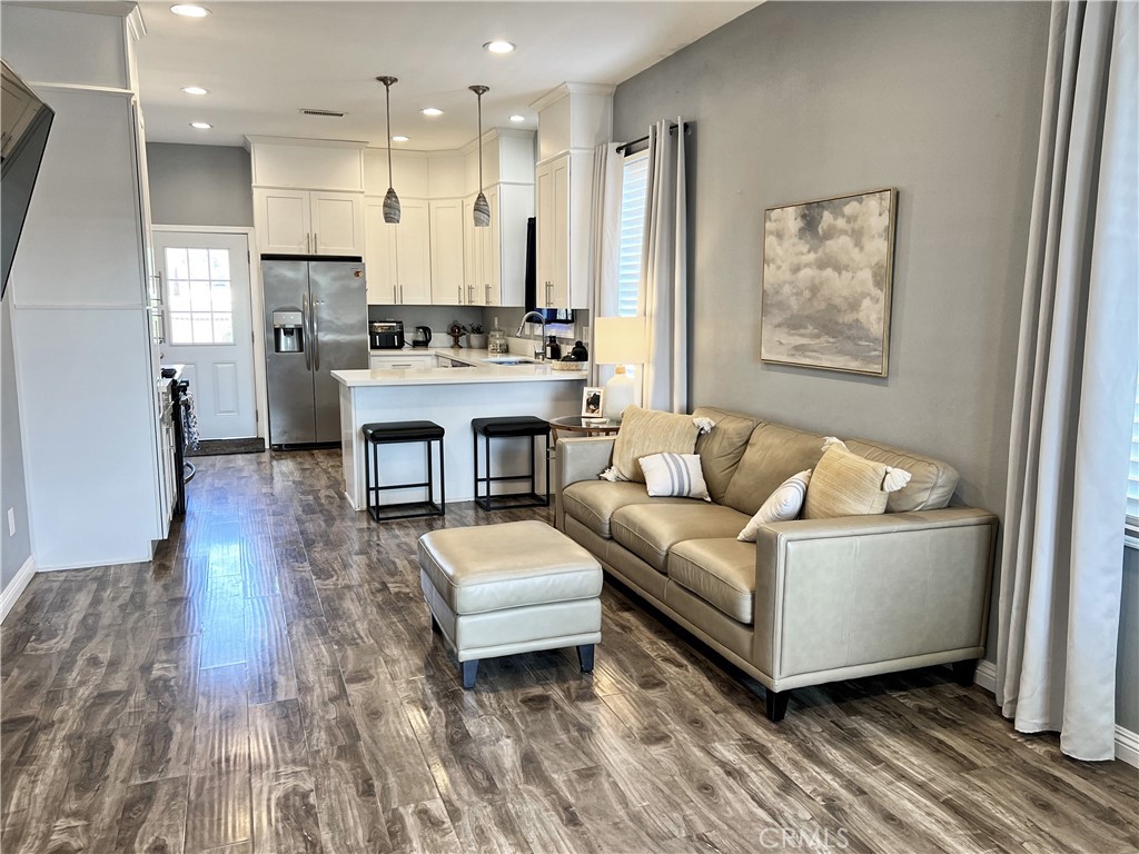 4173 Tenth Street Riverside, CA 92501 - Photo 3 of 15