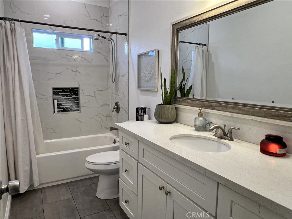 4173 Tenth Street Riverside, CA 92501 - Photo 6 of 15