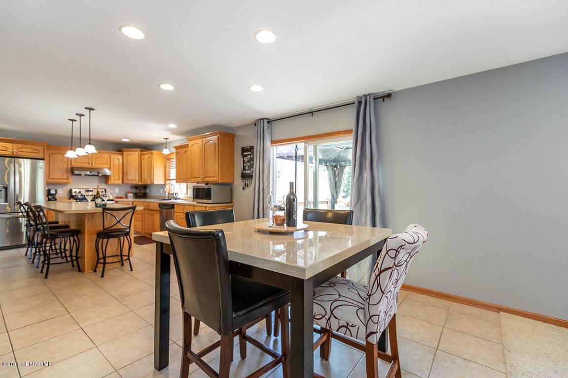 2596 Flagstone Lane Northwest Rochester, MN 55901 - Photo 5 of 33 Gallery Image 5