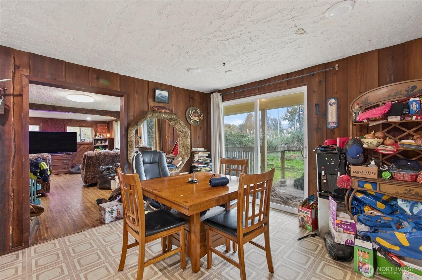 340 East Sunny Sands Road Cathlamet, WA 98612 - Photo 10 of 40