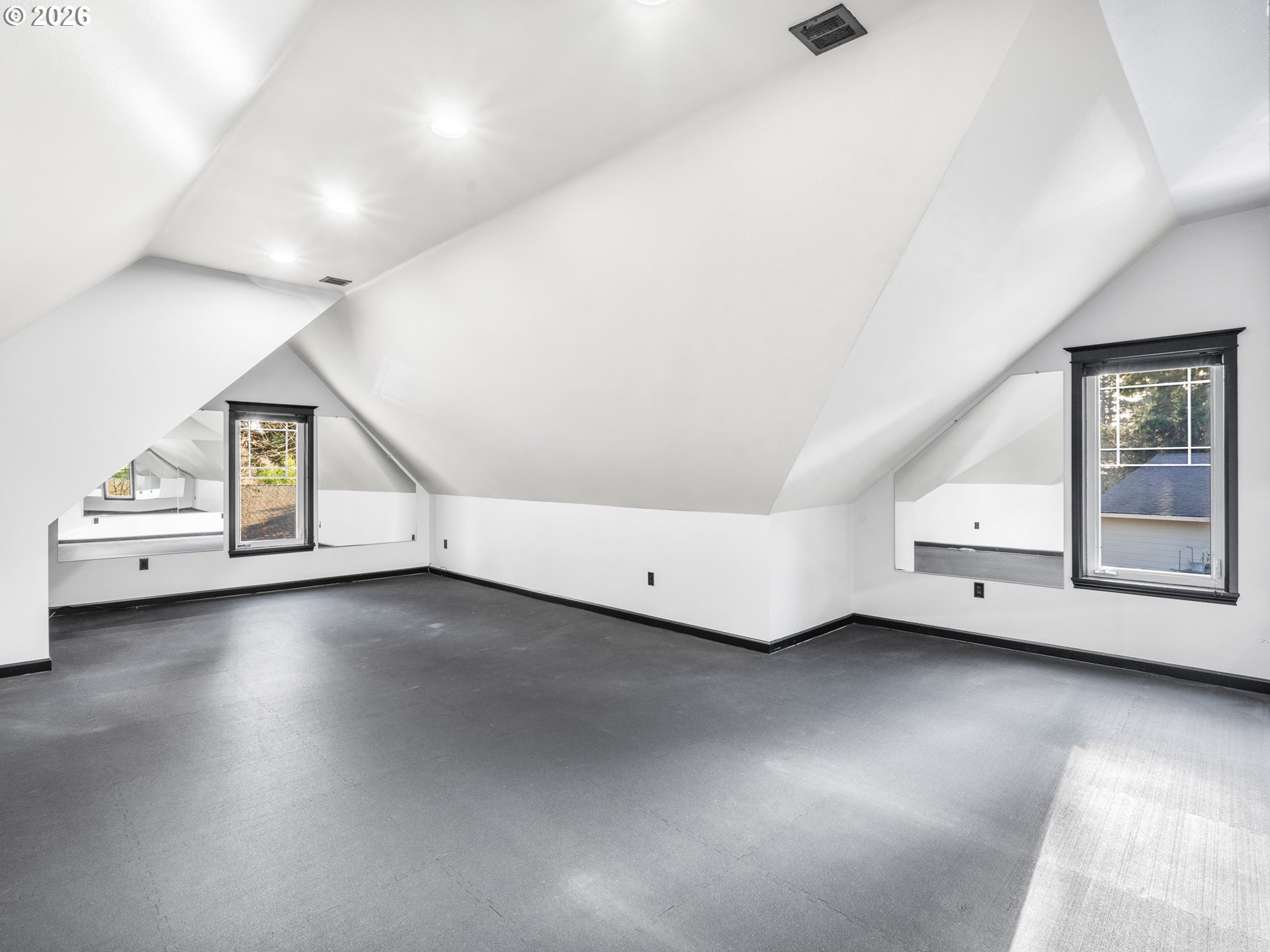 5610 Northeast Going Street Portland, OR 97218 - Photo 29 of 32