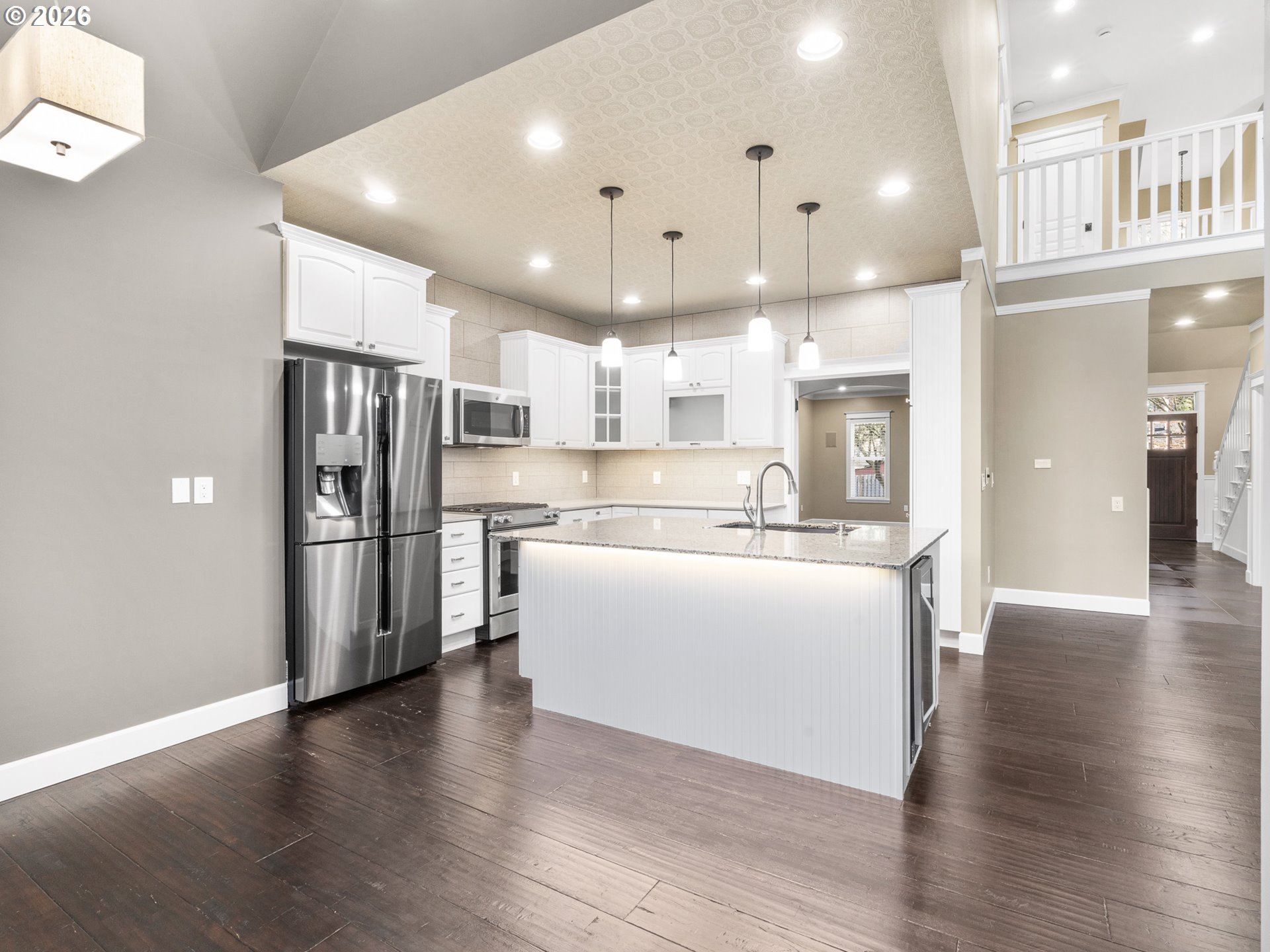 5610 Northeast Going Street Portland, OR 97218 - Photo 4 of 32