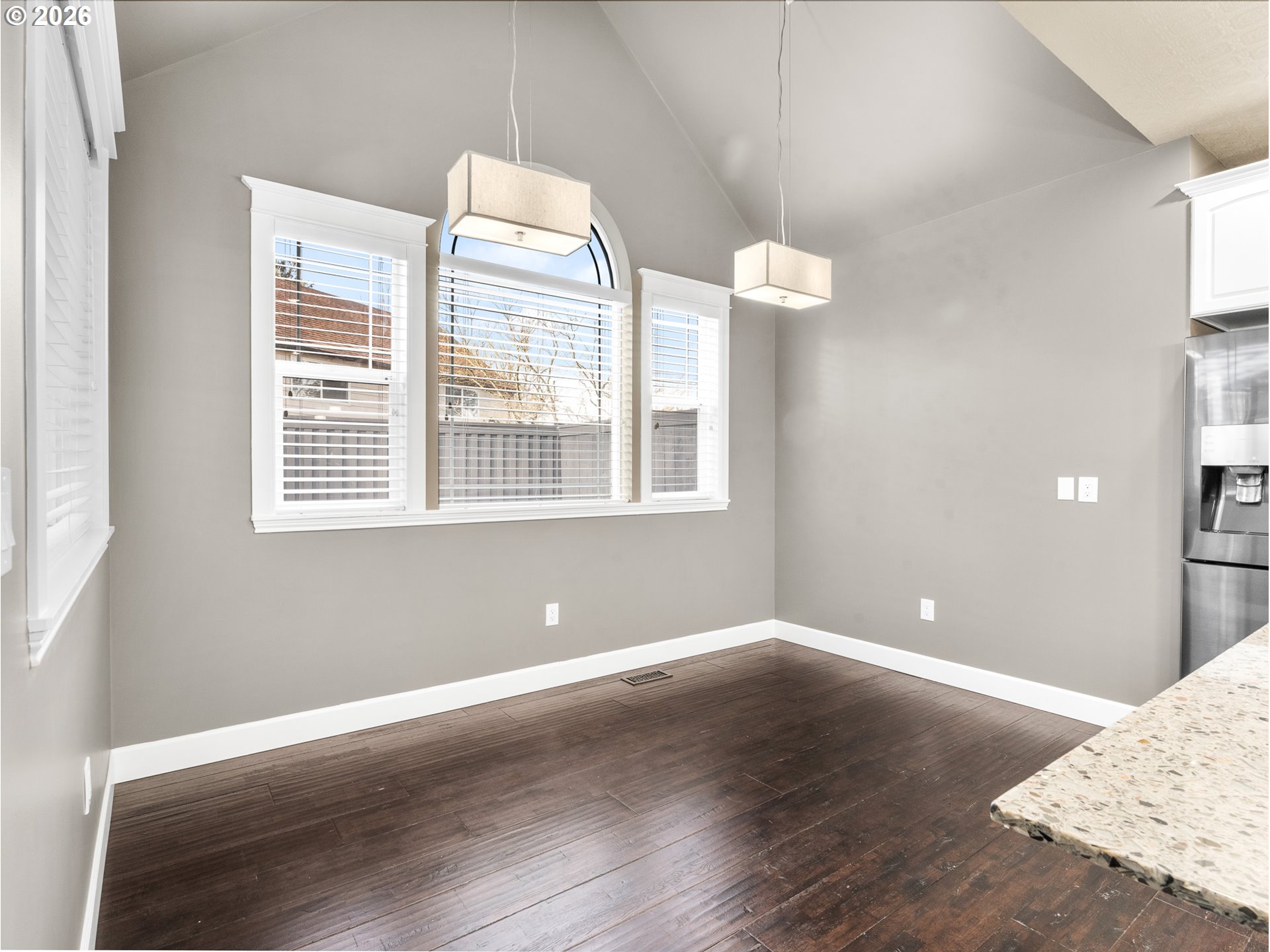 5610 Northeast Going Street Portland, OR 97218 - Photo 7 of 32