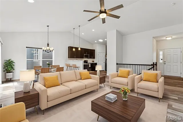 $2,400 | 168 Hidden Bluffs Drive, Lake St. Louis, MO 63367