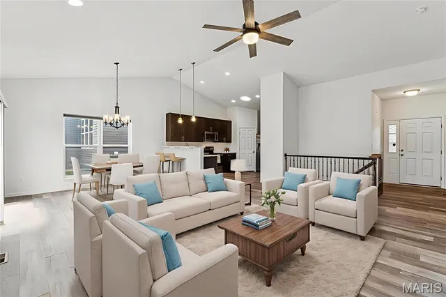 $2,400 | 168 Hidden Bluffs Drive, Lake St. Louis, MO 63367